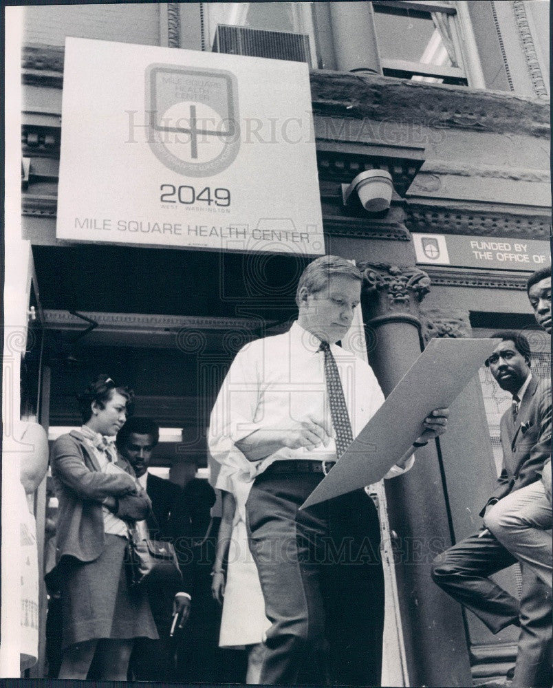 1968 Chicago IL Mile Square Health Center Press Photo - Historic Images