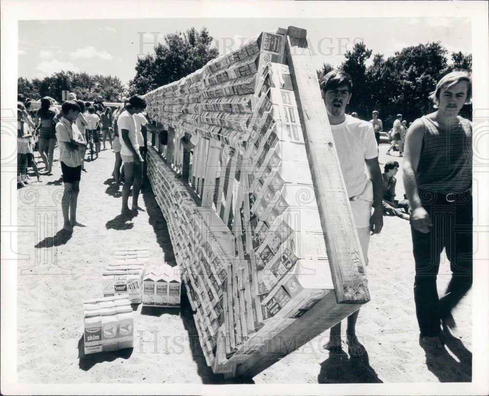 1971 Minneapolis MN Milk Carton Boat Race Press Photo - Historic Images