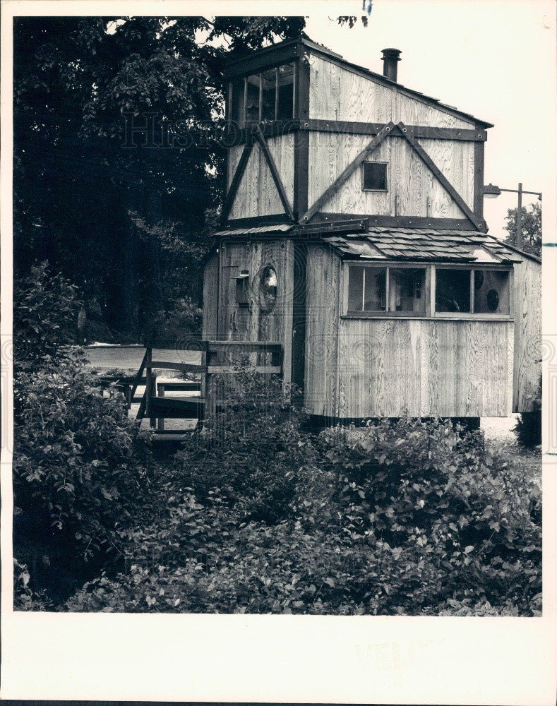 1975 Villa Park IL Woodcabin Summer Home Press Photo - Historic Images