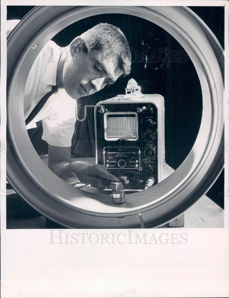 1964 Goodyear Tire Sound Tester Press Photo - Historic Images