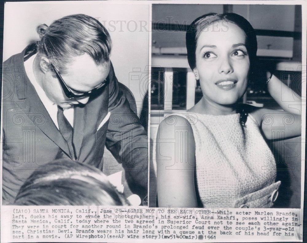 1961 Actors Marlon Brande/Anna Kashfi Press Photo - Historic Images