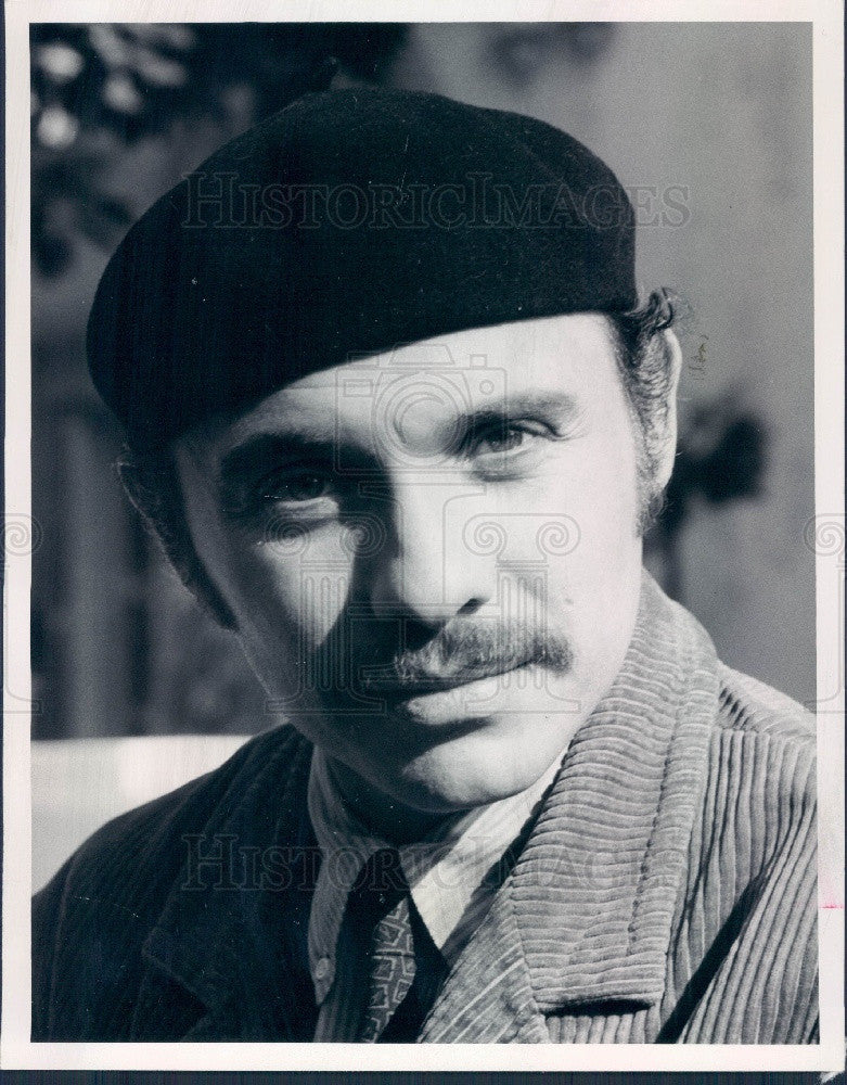 1976 Actor Hector Elizondo Popi Press Photo - Historic Images