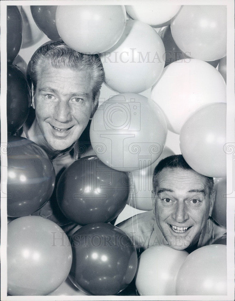 1962 Hosts Durward Kirby &amp; Garry Moore Press Photo - Historic Images