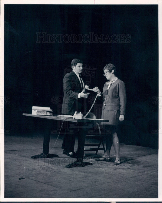 1968 Wilmette IL Summerset Players Press Photo - Historic Images
