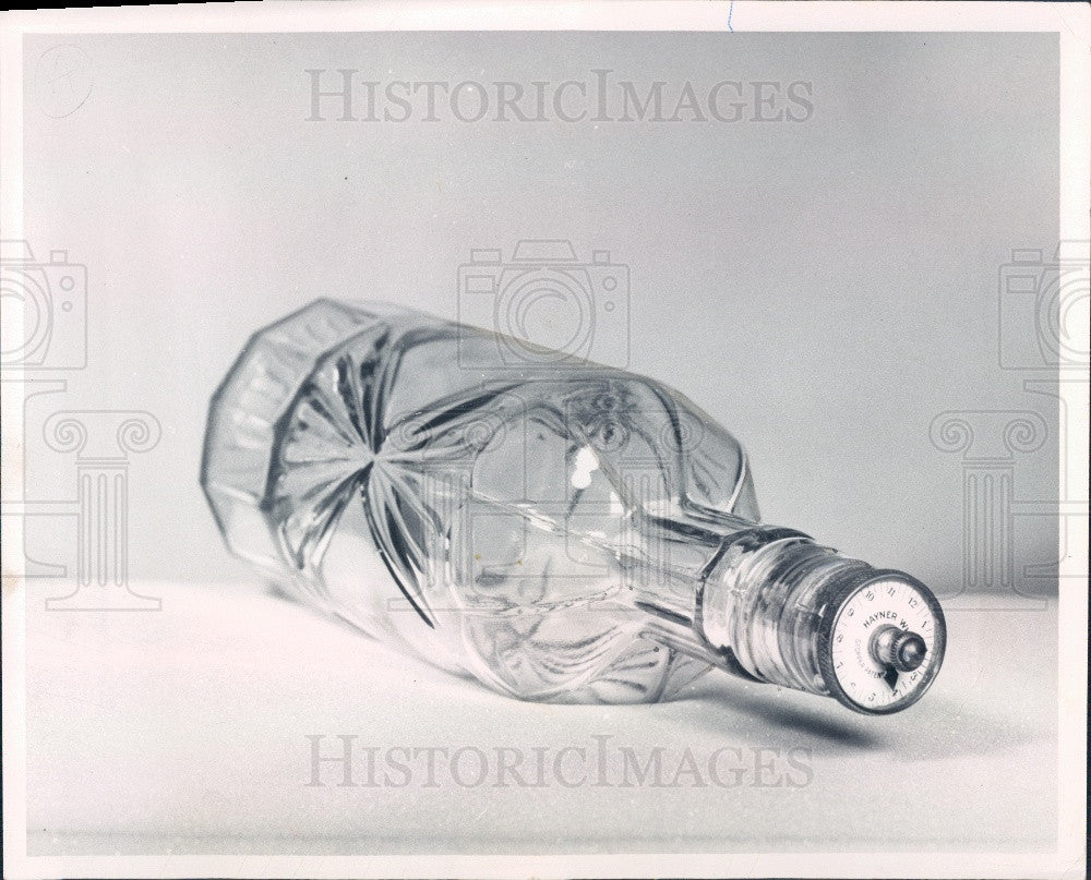 1965 Early Whiskey Flask w/ Locked Stopper Press Photo - Historic Images