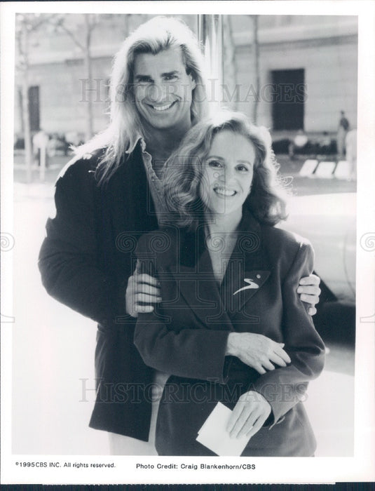 1995 Actress Madeline Kahn & Fabio Press Photo - Historic Images