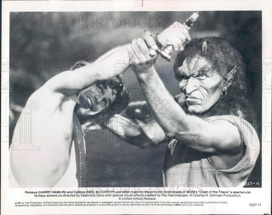 1981 Actors Harry Hamlin & Neil McCarthy Press Photo - Historic Images