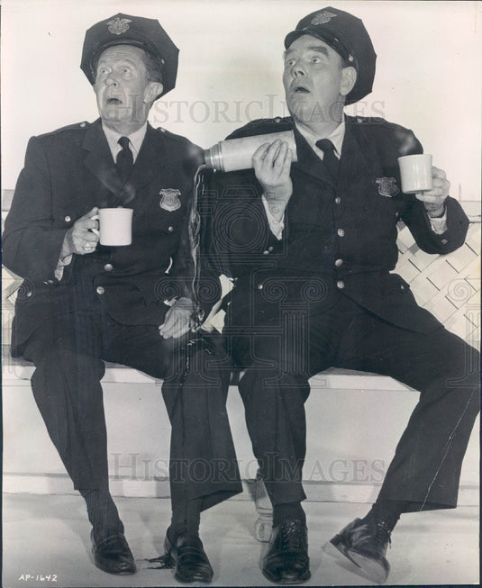 1961 Actors James Westerfield/Forrest Lewis Press Photo - Historic Images