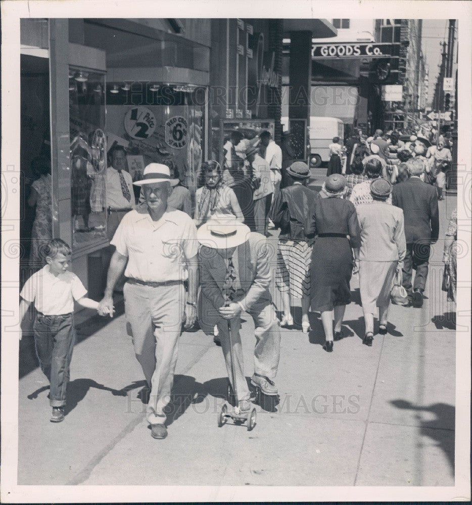 1952 Denver Post Reporter Red Fenwick Press Photo - Historic Images