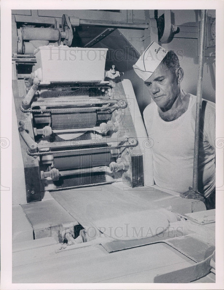 1963 St. Petersburg FL Town Talk Bakeries Press Photo - Historic Images