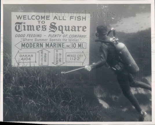Undated FL Times Square Fishing Grounds Press Photo - Historic Images