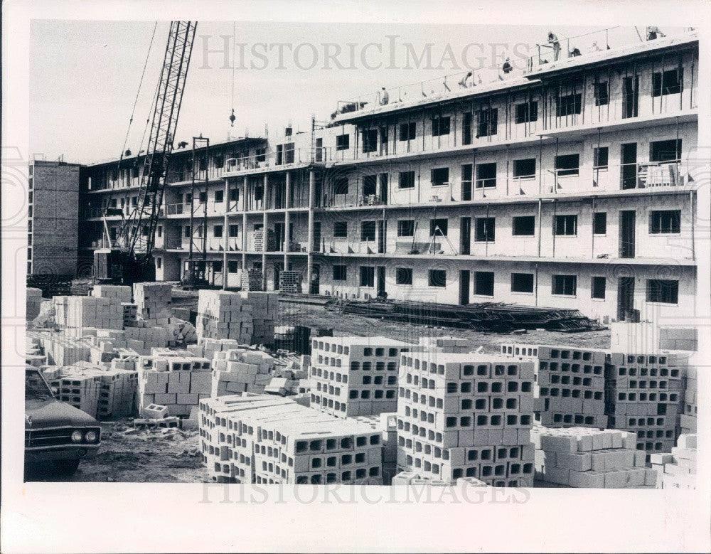 1972 St. Petersburg FL Dartmouth Apartments Press Photo - Historic Images