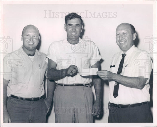 1963 FL Schlitz Brewery Fishing Contest Press Photo - Historic Images