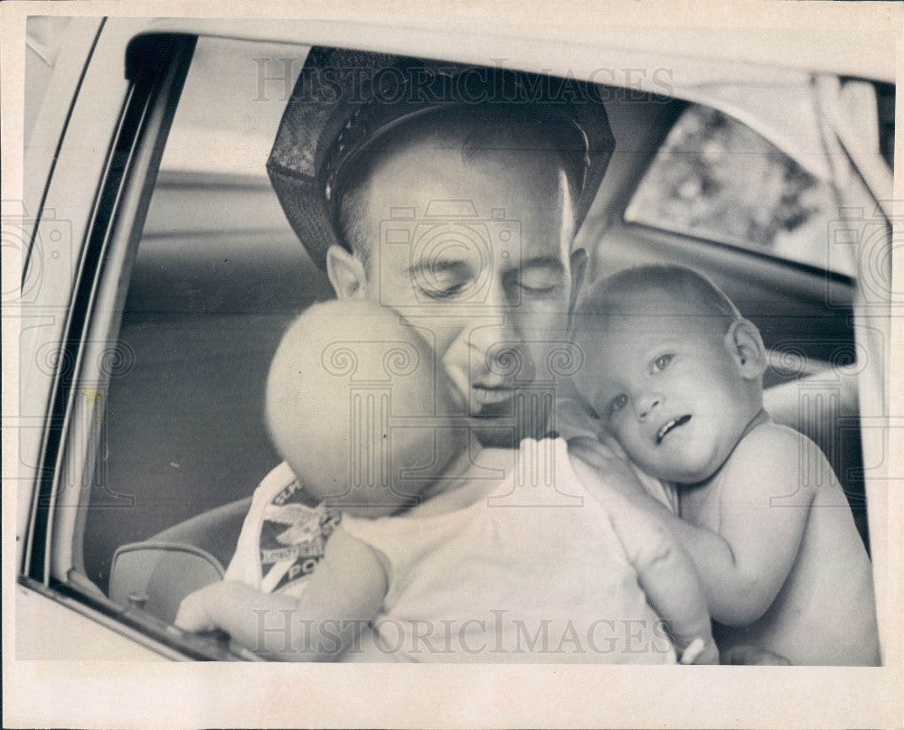 1966 St. Petersburg FL Police Officer James Bordner Press Photo - Historic Images