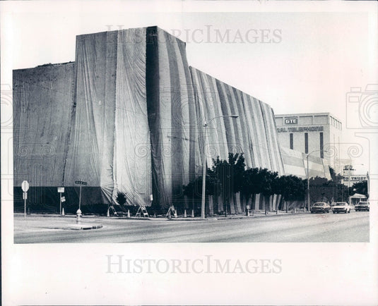 1980 St. Petersburg FL Municipal Services Building Fumigation Tent Press Photo - Historic Images