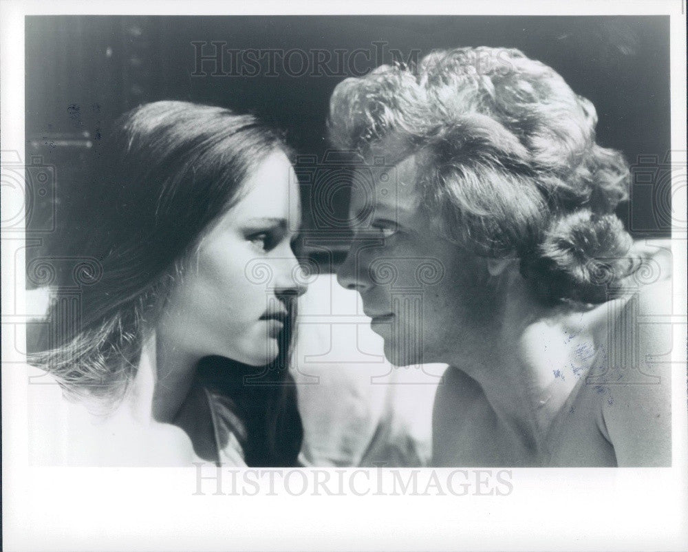 1979 Actors Rebecca Saire &amp; Patrick Ryecart Press Photo - Historic Images