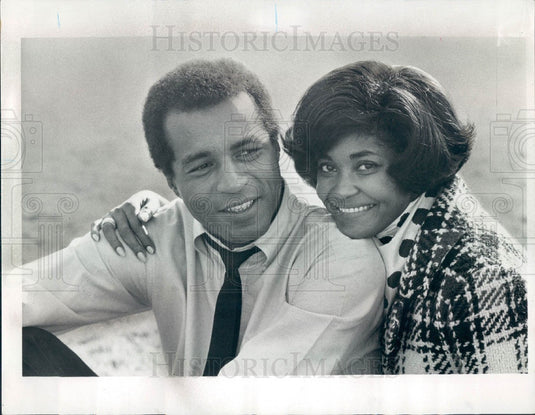 1970 Actors Nancy Wilson & Lloyd Haynes Press Photo - Historic Images