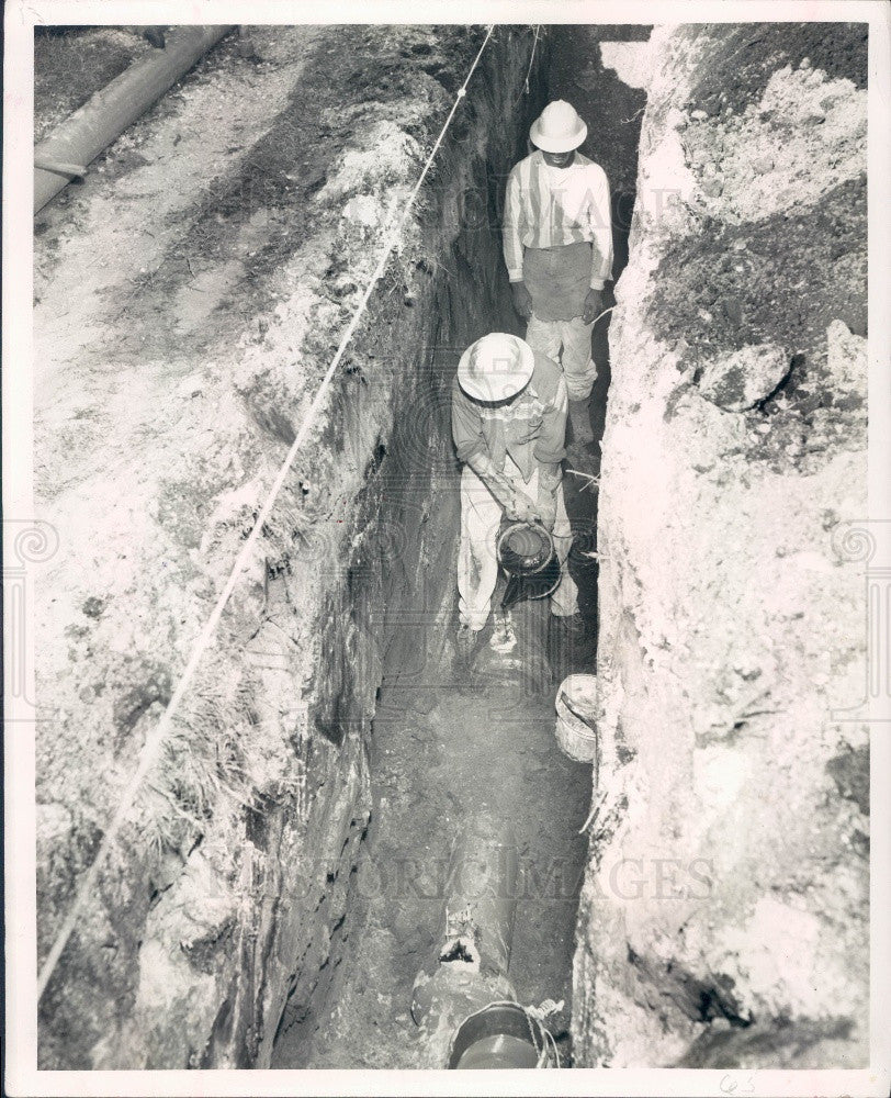 1960 St Petersburg Florida Sewage System Construction Boca Ciega Bay Press Photo - Historic Images