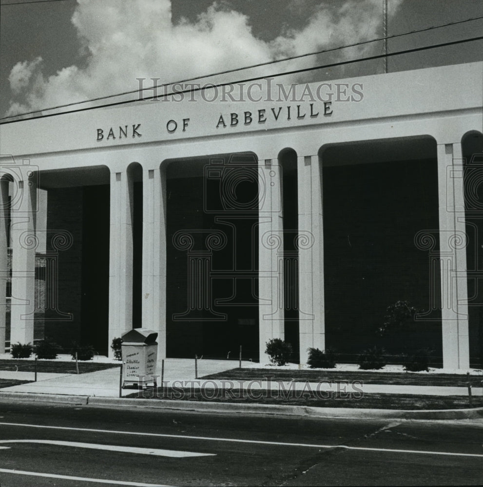 1969 Press Photo Exterior of Bank of Abbeville, Alabama - abna00228 - Historic Images