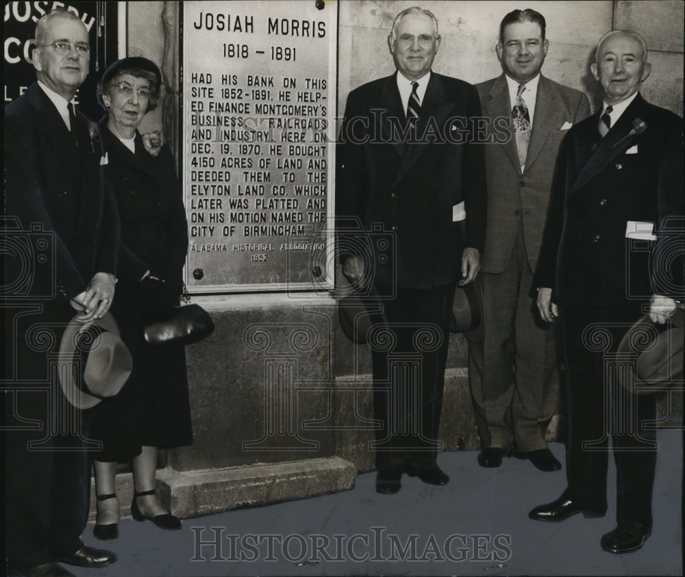 1952, Plaque for Josiah Morris, purchaser of Birmingham lands - Historic Images