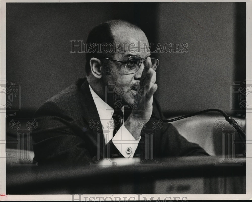 1989 Press Photo Mayor Richard Arrington at public hearing on race track - Historic Images