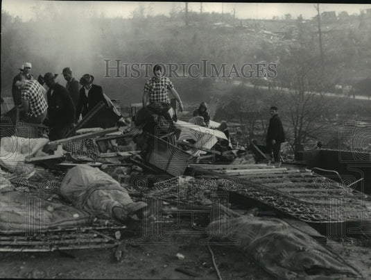 1956 Bodies In Rubble Of Their Jefferson County Homes After Twister-Historic Images
