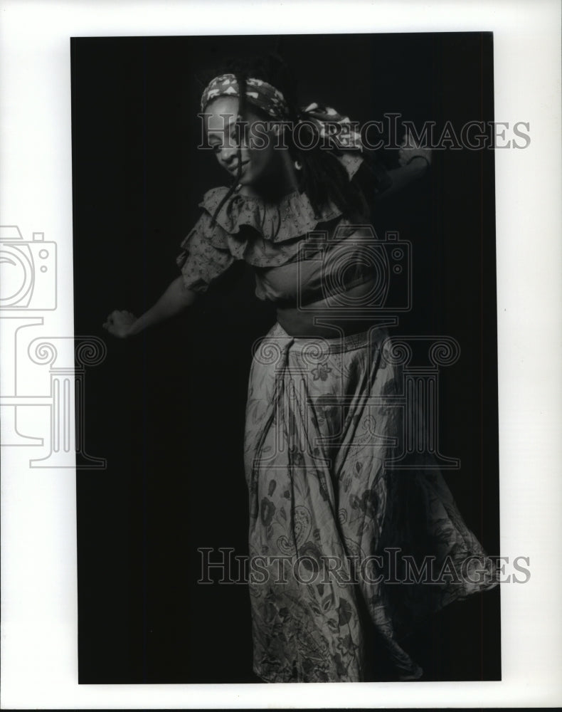Press Photo Alabama- Ife Balams dancing. - abna03970 - Historic Images