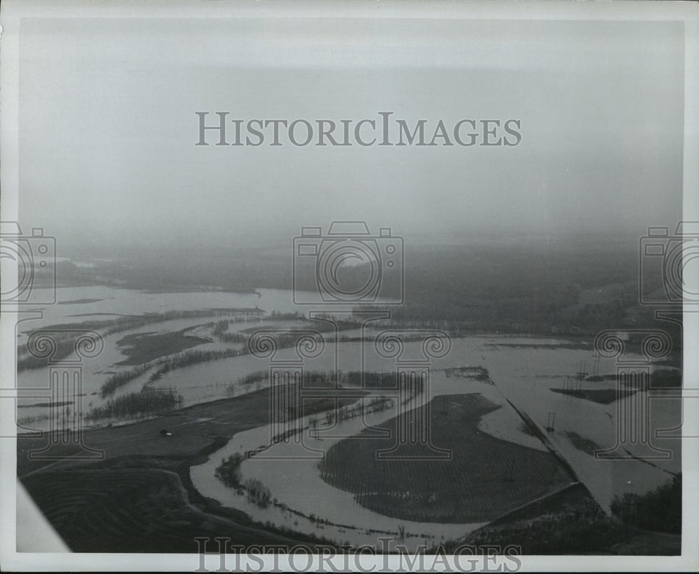 1975 Press Photo Extensive Flooding, Bouldin Dam Break, Wetumpka, Alabama - Historic Images