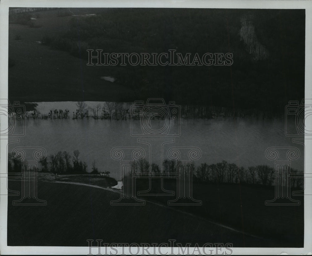 1975 Press Photo Alabama Bouldin dam break. - abna05081 - Historic Images