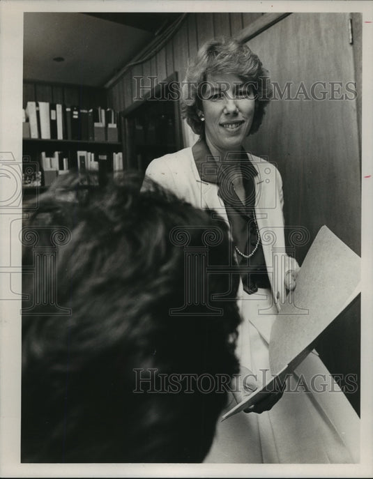 1989 Press Photo Dr. Ruth Ash, Tarrant, Alabama School Superintendent Applicant - Historic Images