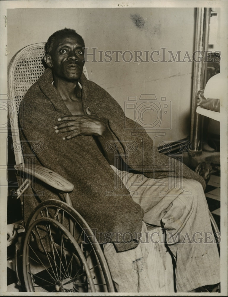 1952 Press Photo Alabama-Willie Calvin, Adamsville tornado victim at hospital. - Historic Images