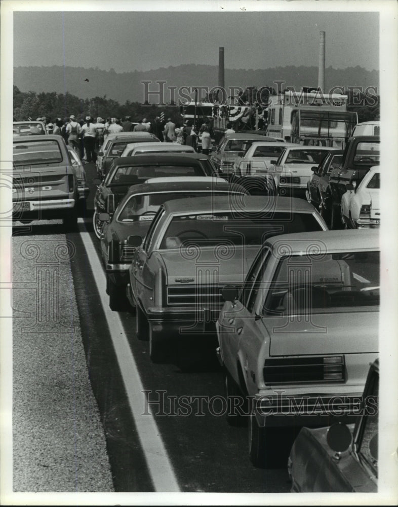 1980 Press Photo Alabama-Motorist attend opening of final four miles of I-59. - Historic Images