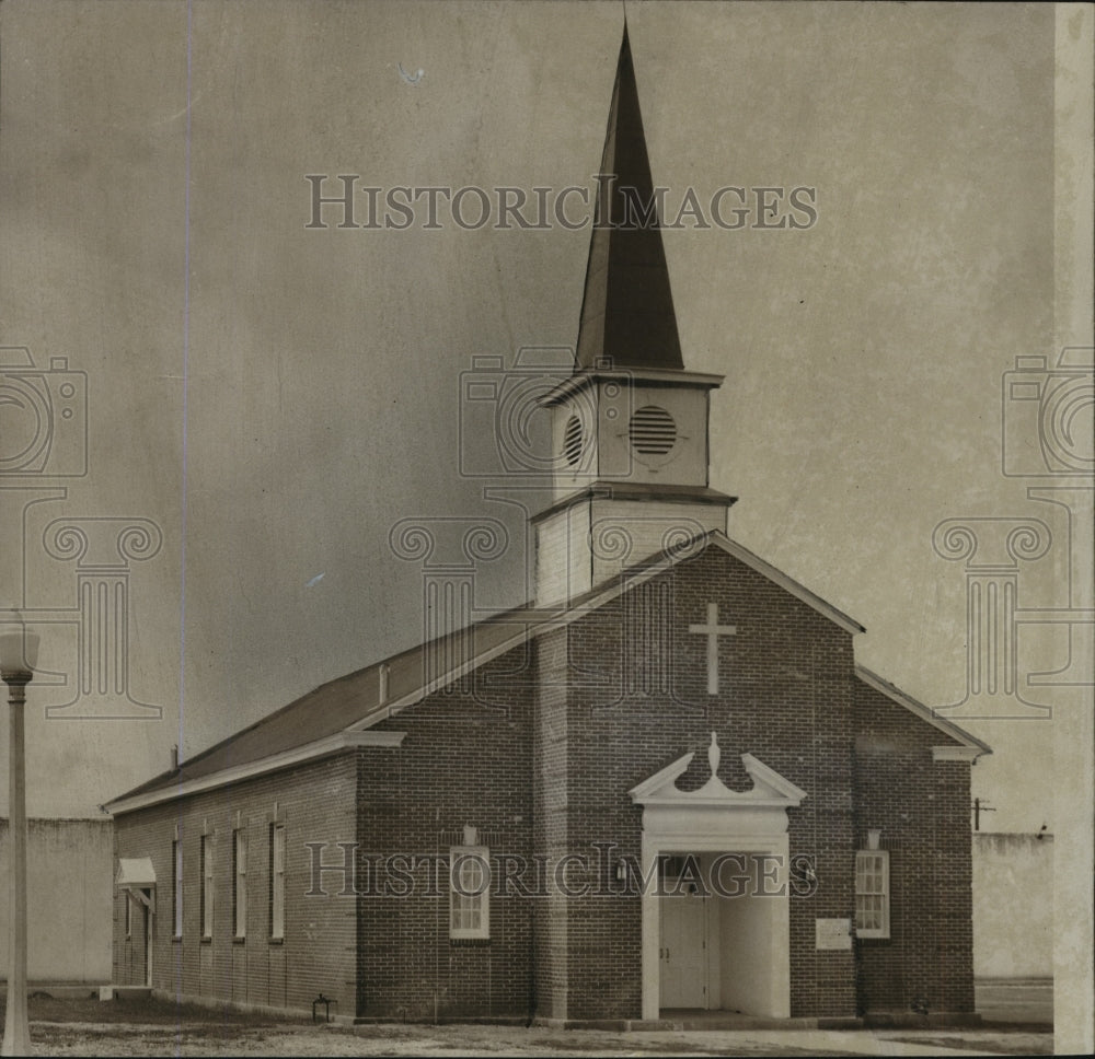 1955 Press Photo Alabama&#39;s first prison chapel is built at Kilby. - abna05593 - Historic Images