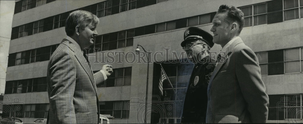 1975 Birmingham, Alabama Looks for New Home Police Department-Historic Images