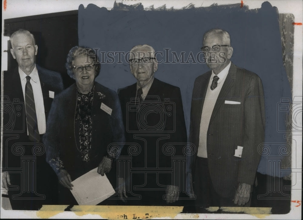 1970, Alabama-Association of Retired Persons announce new officers. - Historic Images