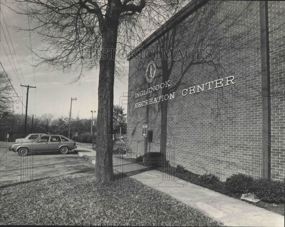 1983 Press Photo Alabama-Birmingham&#39;s Inglenook Recreation Center Park building. - Historic Images