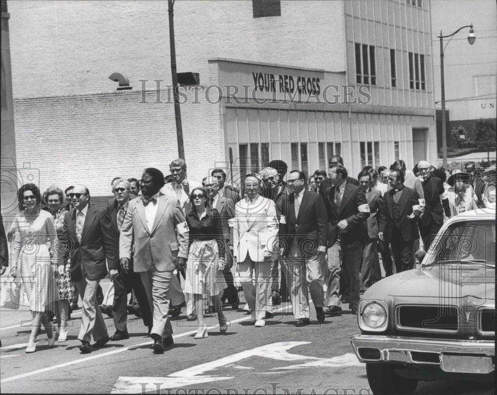 1977 Alabama-Birmingham&#39;s Red Cross workers stroll past building.-Historic Images