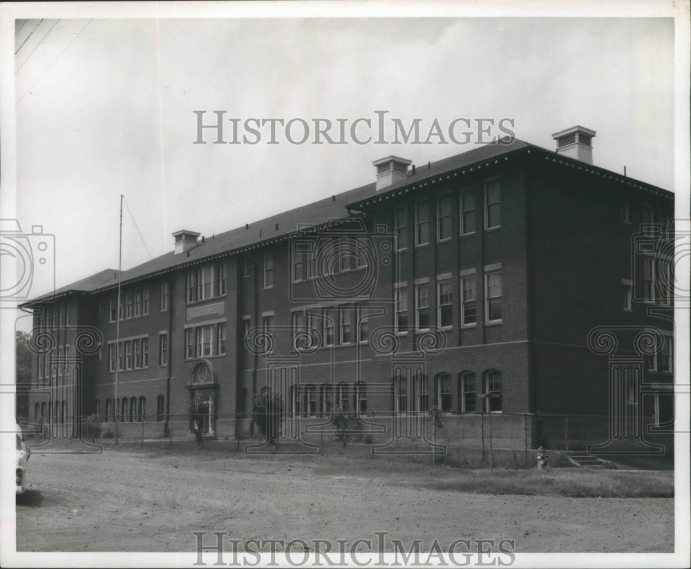 1964, Alabama-Birmingham&#39;s Cunningham School exterior. - abna05808 - Historic Images