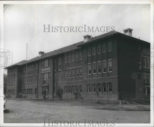 1964, Alabama-Birmingham's Cunningham School exterior. - abna05808 - Historic Images