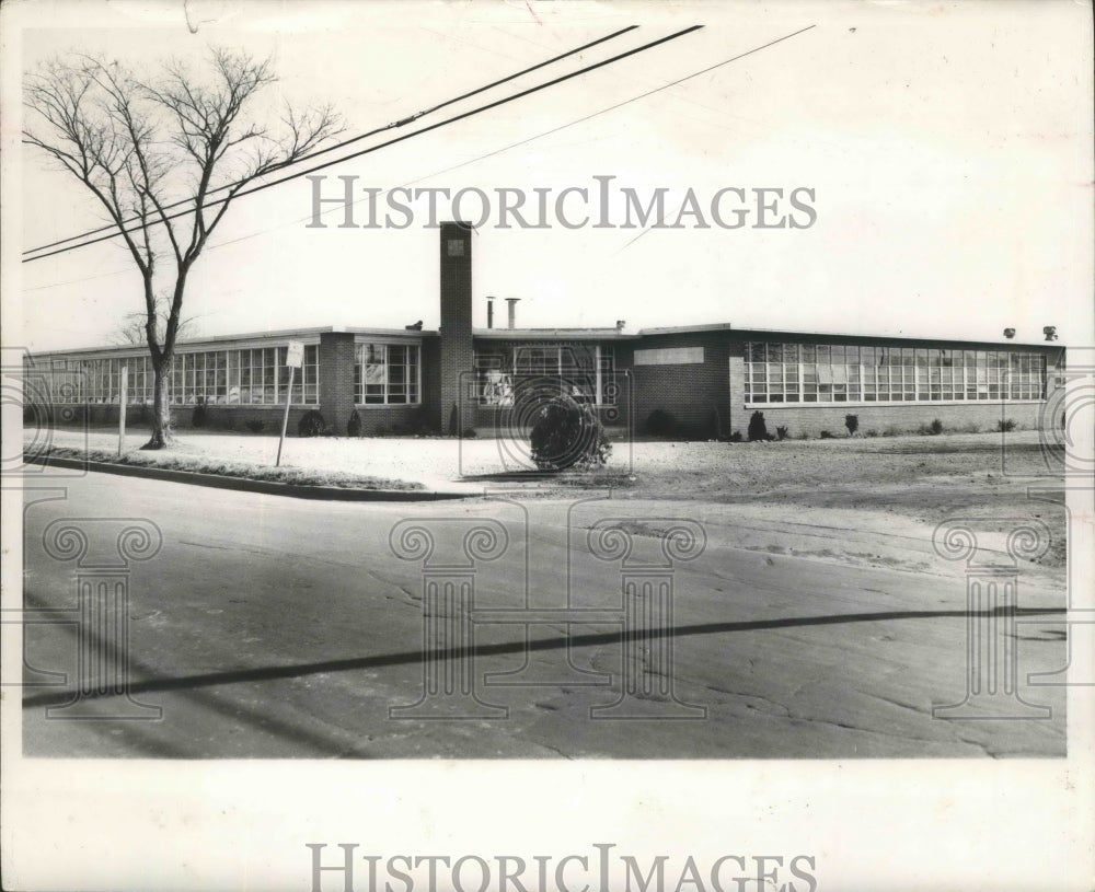 1964, Finley Avenue School in Birmingham, Alabama - abna05817 - Historic Images