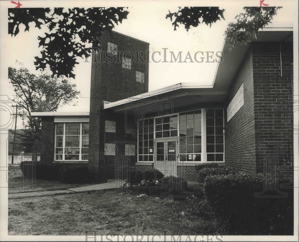 1989 Press Photo Finley Avenue School, Birmingham, Alabama - abna05818 - Historic Images