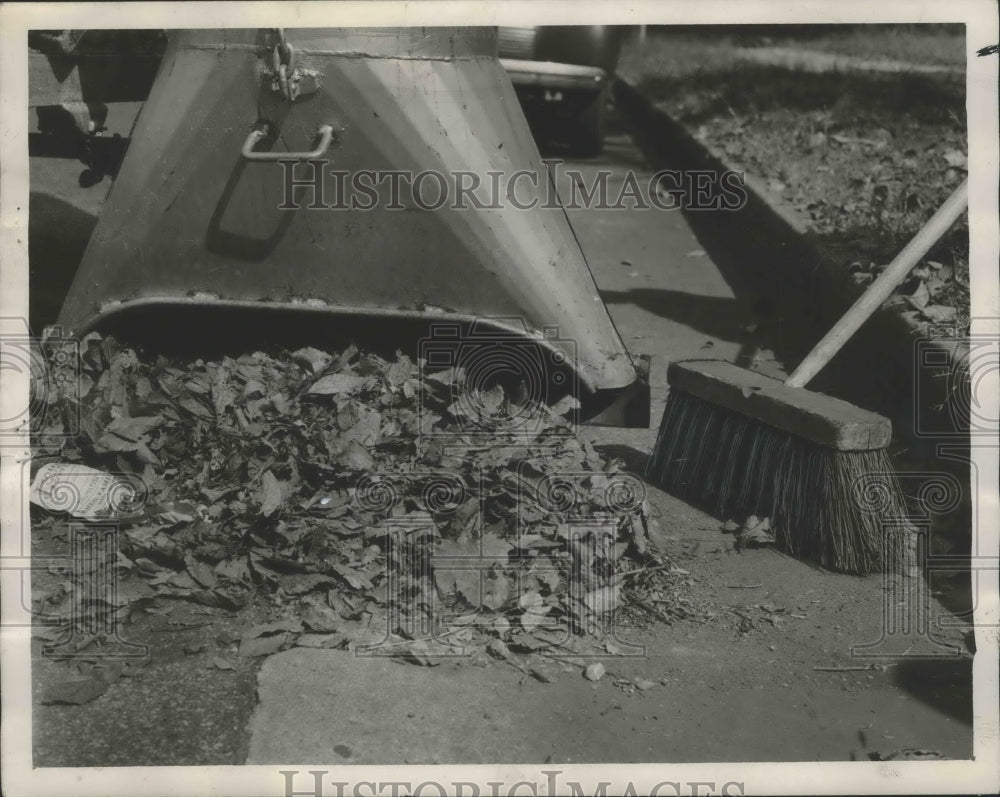 1947 Press Photo Alabama-Birmingham street sanitation department&#39;s equipment. - Historic Images