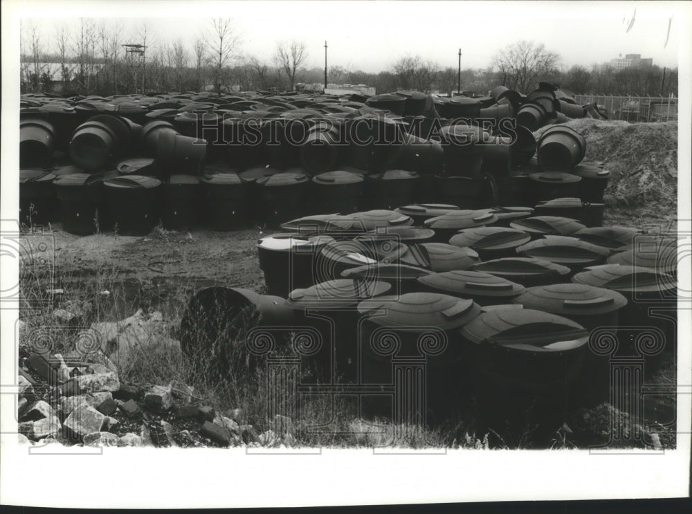 1981 Press Photo Alabama-Garbage cans at Birmingham&#39;s street &amp; sanitation dept. - Historic Images