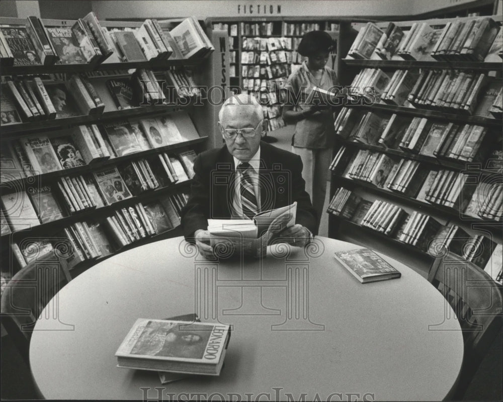 1981 Press Photo Harry Coats, Cordelia Alford at Woodlawn Library, Birmingham - Historic Images