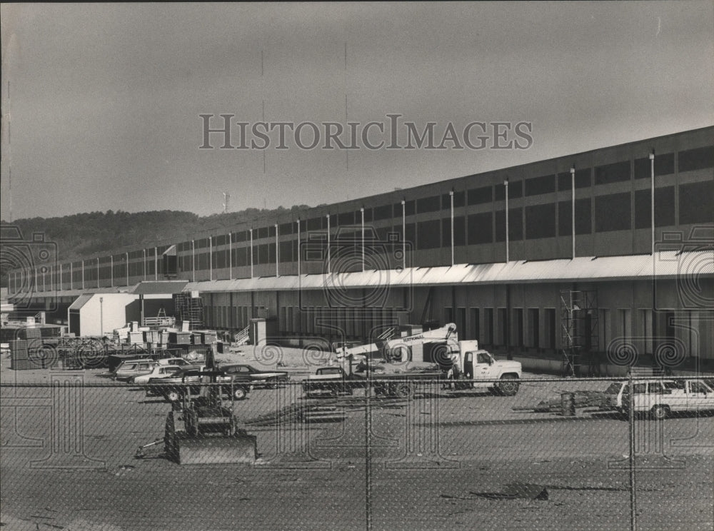 1986 Press Photo Alabama-Birmingham&#39;s new Bruno&#39;s warehouse exterior. - Historic Images