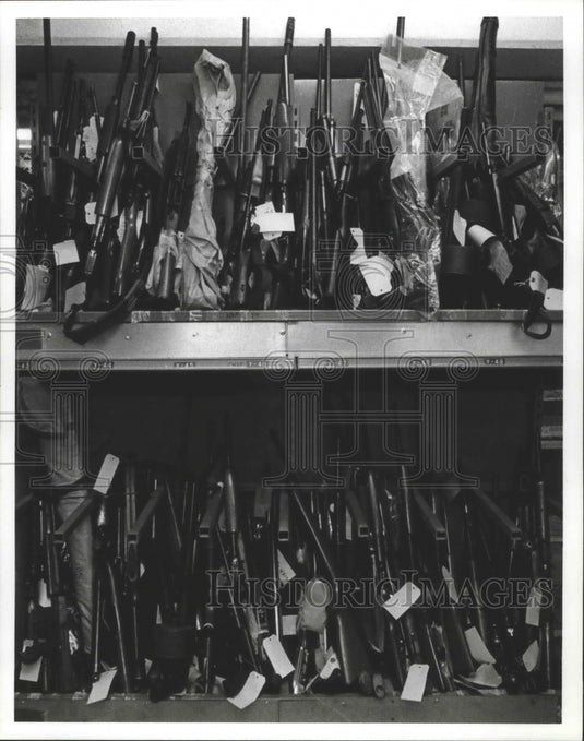 1992 Press Photo Alabama-Some of the weapons in Birmingham Police property room. - Historic Images