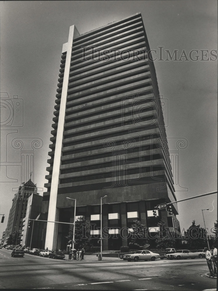 1982 Press Photo South Central Bell Building, Birmingham, Alabama - abna06550 - Historic Images