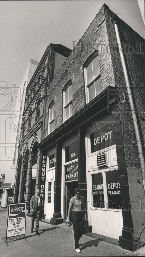 1986 Press Photo Peanut Depot, Morris Avenue in Birmingham, Alabama - abna06582 - Historic Images