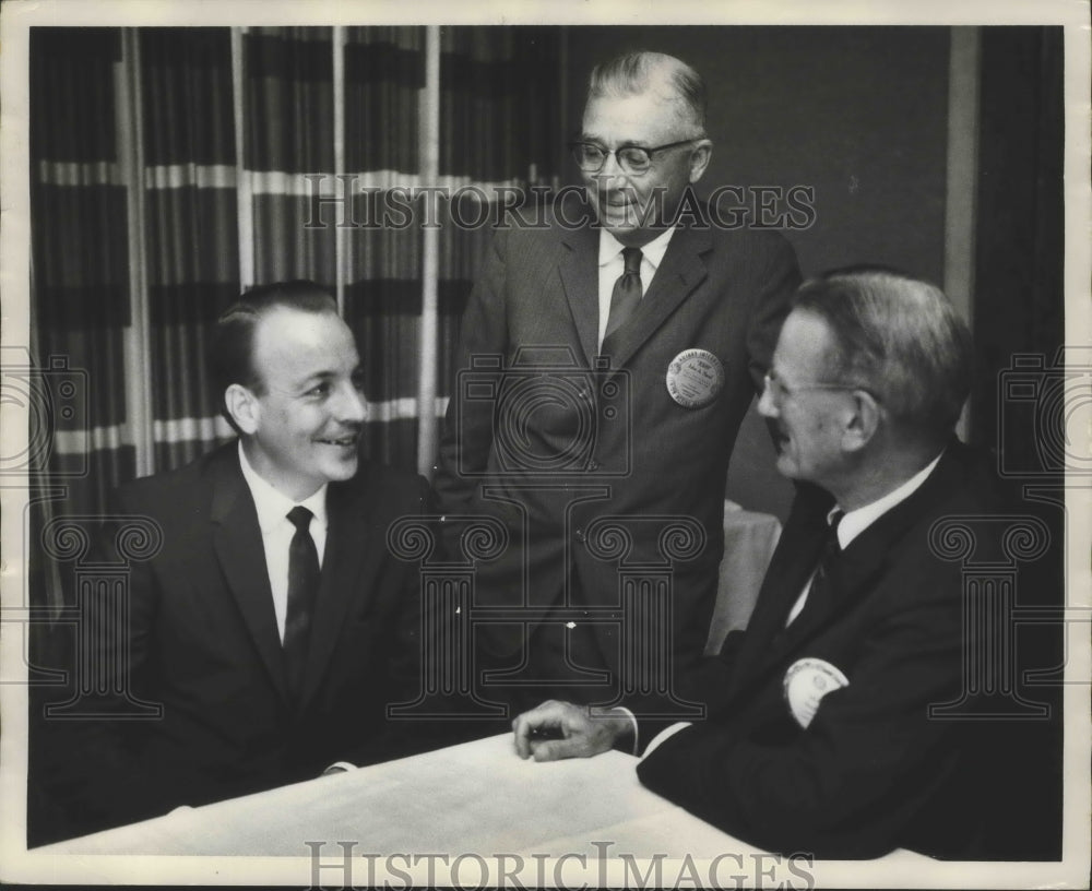 1967 Press Photo Alabama Lt.Governor Albert Brewer, John Hand and Hugh Kaul. - Historic Images