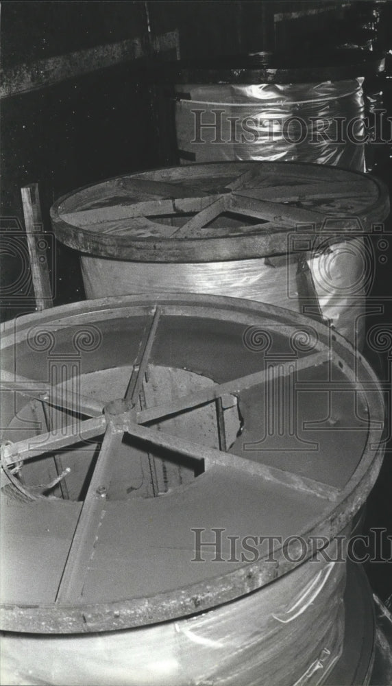 1988 Press Photo Spools at Alabama State Docks in Mobile - abna06912 - Historic Images